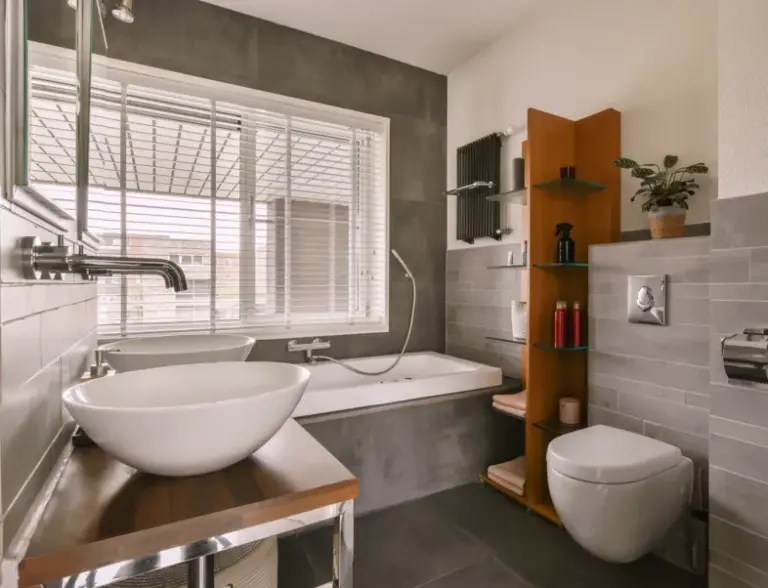 Serveis i construccio Reforma de bano en suite en C Industries el Prat de Llobregat